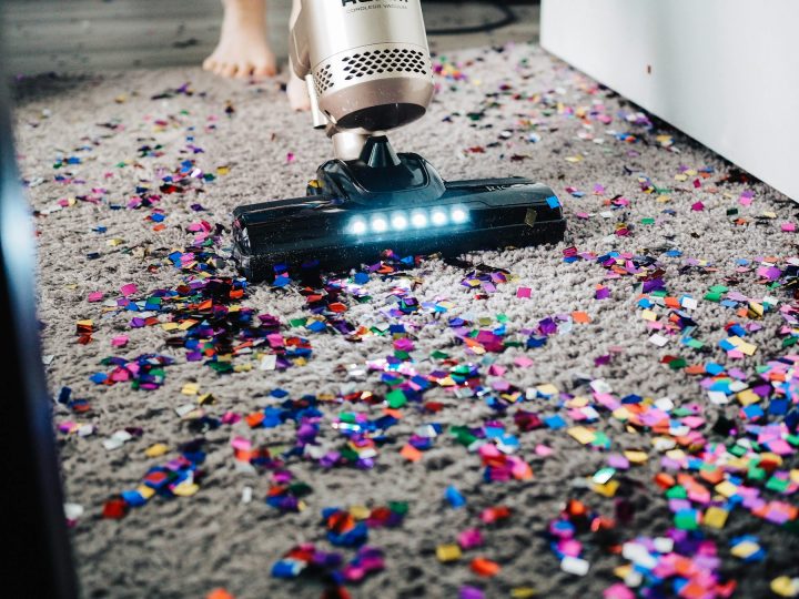 Vloerkleed reinigen: per materiaal en per vlek uitgelegd