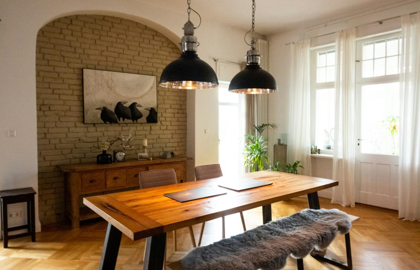 Hanglamp boven de eettafel: hoogte, maat en de mooiste lampen